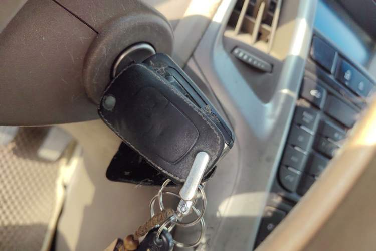 Used Buick GT 2013 GT 1.6L Automatic Fashion Edition Vehicle Key