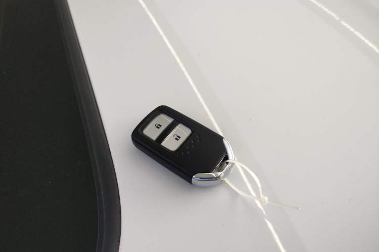 Used Honda Fit 2022 1.5L CVT Trendy Sunroof Edition Vehicle Key