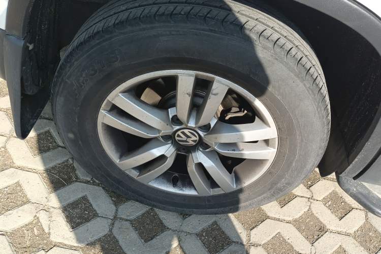 Used Volkswagen Tiguan L 2013 1.8TSI Automatic Two-Wheel Drive Trend Edition