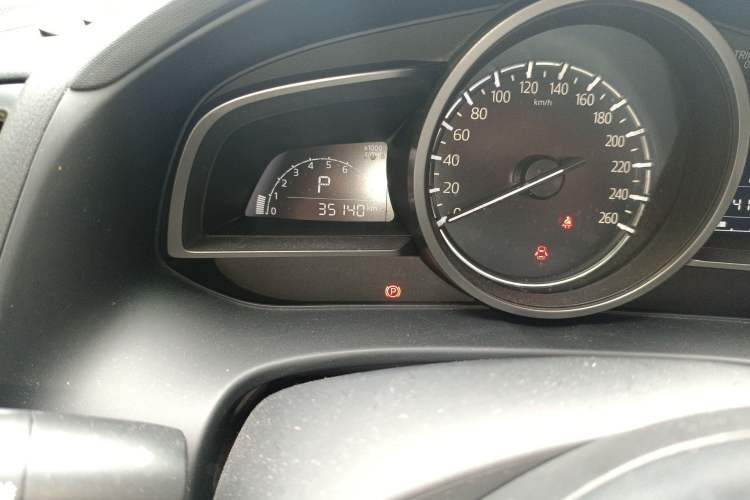 Used Mazda CX-4 2020 2.0L Automatic Two-Wheel Drive Blue Sky Luxury Edition
