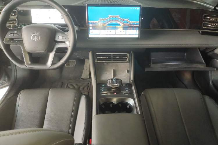 Used BYD Qin L 2025 DM-i Smart Drive 120KM Superior Model
