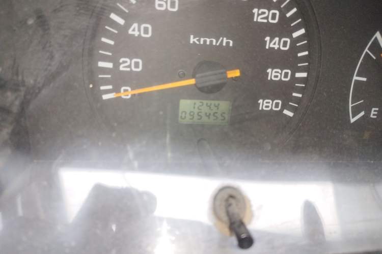 Used Jinbei Hiace 2020 2.0L Xiangyun Series Luxury Van High Roof China VI Standard Model 1TZS Odometer Close Up