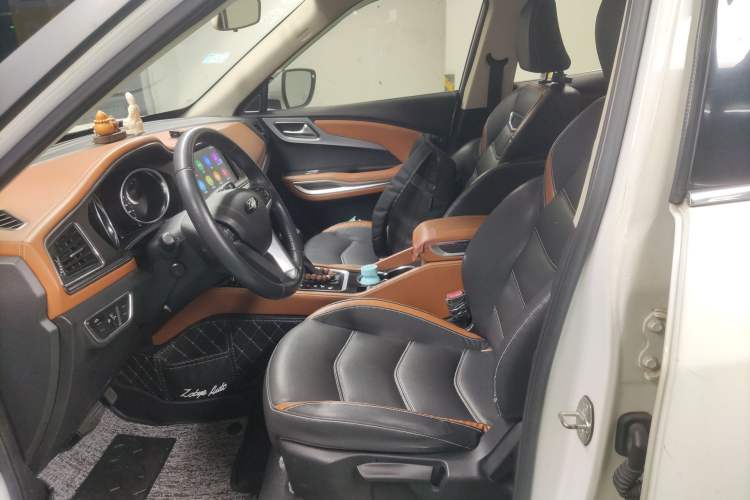 Used Zotye T300 2017 1.5T CVT Luxury Model
