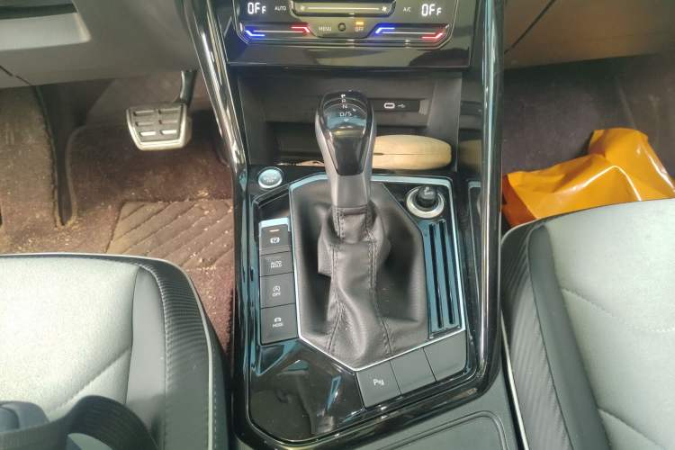 Used Volkswagen Tayron X 2024 330TSI Two-Wheel-Drive Prestige High-Energy Edition