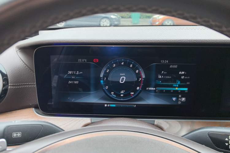 Used Mercedes-Benz E-Class 2016 E 200 L Instrument Cluster