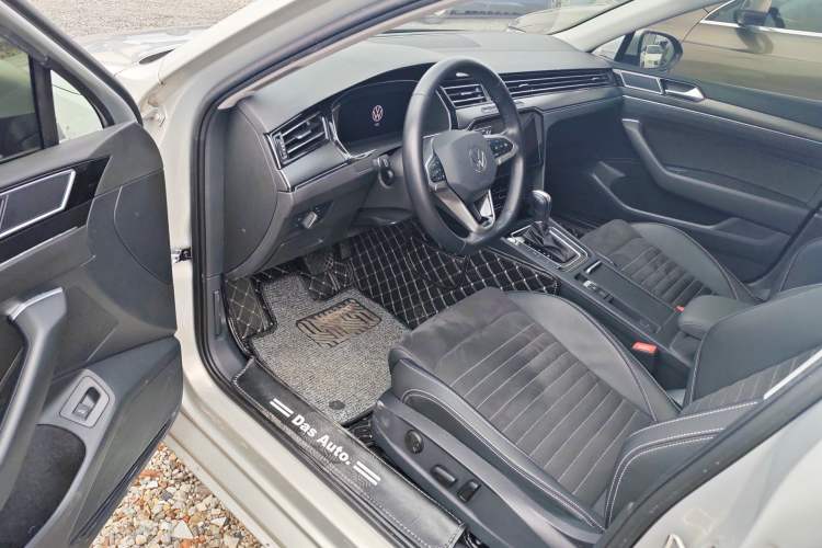 Used Volkswagen Magotan 2020 330TSI DSG Luxury Edition Driver Seat