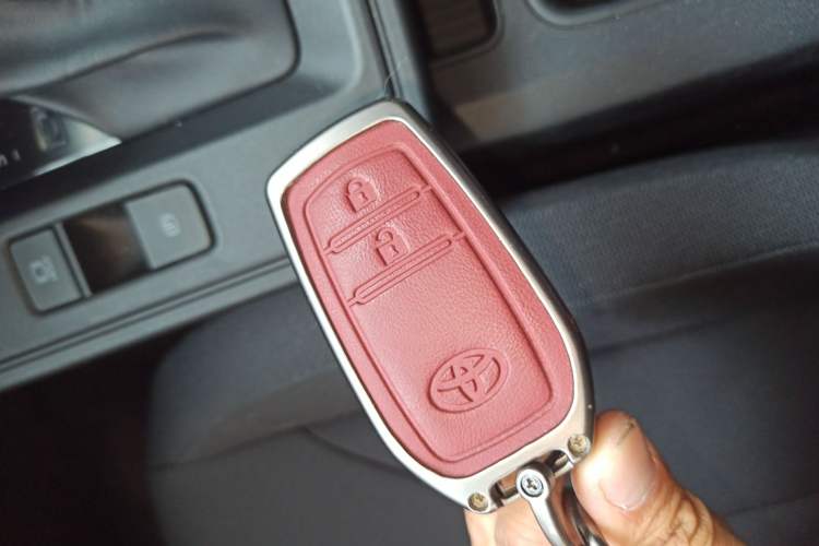 Used Toyota Corolla Cross 2026 Model 2.0L Smart Electric Hybrid Dual-Engine Pioneer Edition