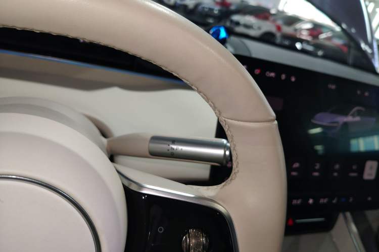 Used Hima Luxeed S7 2024 Ultra Four-Wheel Drive Flagship Edition Gear Lever