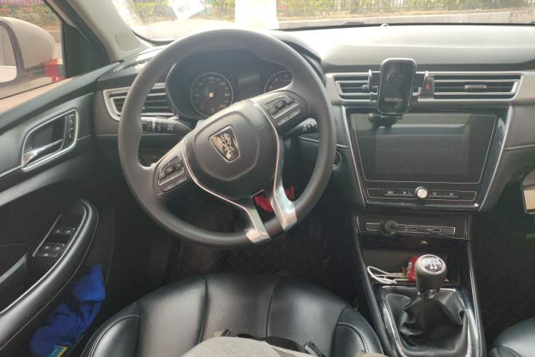 Used Roewe i5 2020 1.5L Manual 4G Connect Leehao Flagship Edition
