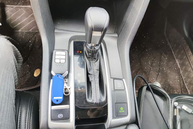 Used Honda Civic 2016 220TURBO CVT Luxury Edition
