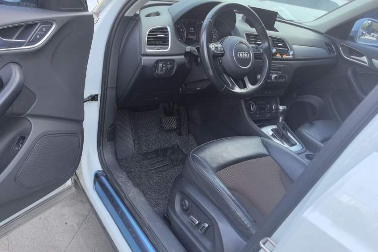 Used Audi Q3 2017 35 TFSI Fashion Model