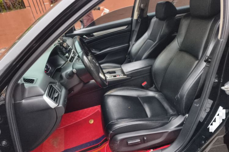 Used Honda Accord 2018 260TURBO Elite Edition China VI Left Front Seat