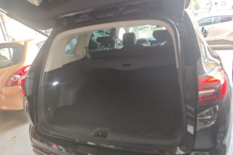 Used Buick Envision 2022 Facelift Encore Plus 552T Five-Seat Luxury Model Trunk