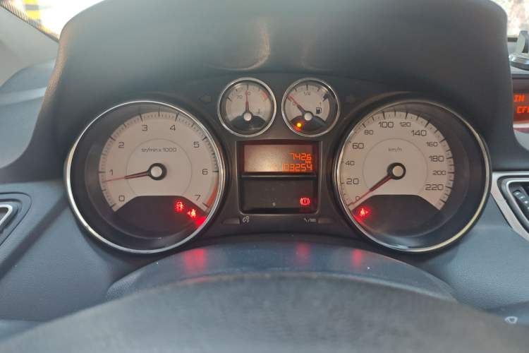 Used Peugeot 308 2014 Enjoy Edition Classic 1.6L Manual YouShang Model Instrument Cluster