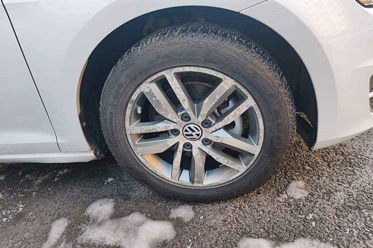 Used Volkswagen Golf 2016 1.6L Manual Fashion Edition