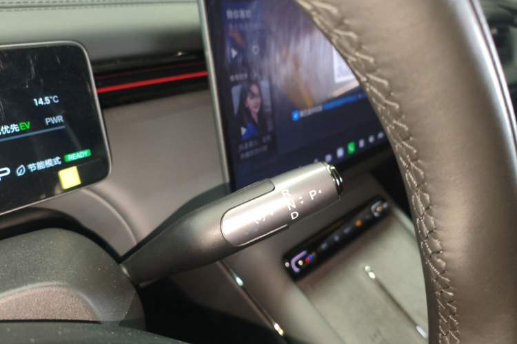 Used GAC Trumpchi Xiangwang S7 2025 Model 205km Pro+ Edition Gear Lever