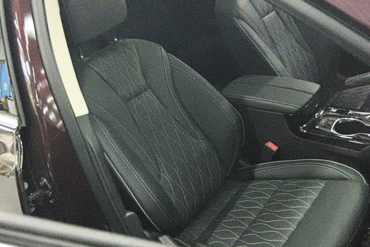 Used Buick Envision 2022 Facelift Encore S 4x4 Avenir
