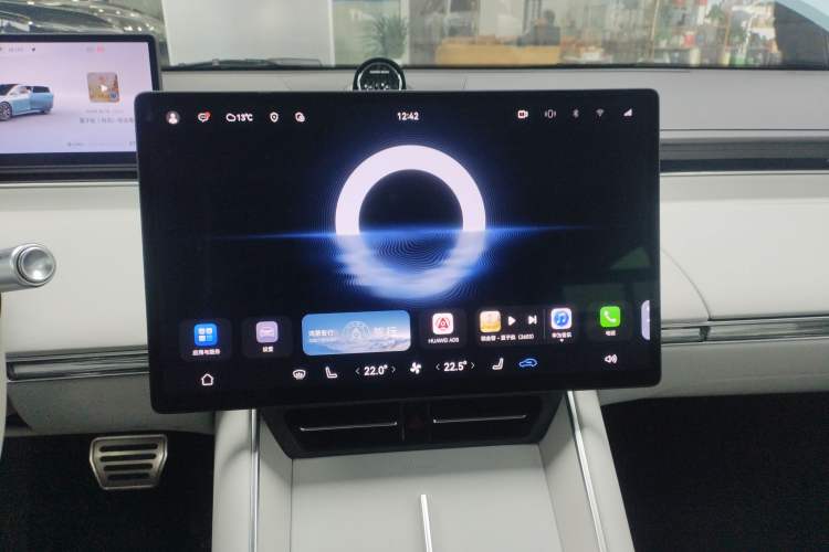 Used Hima Luxeed S7 2025 785 km Ultra
