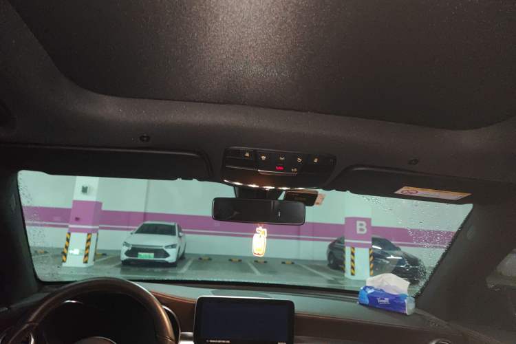 Used Mercedes-Benz GLC 2022 Second Facelift GLC 260 L 4MATIC Luxury Edition Headliner