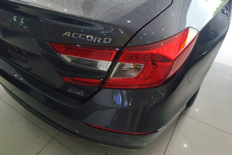 Used Honda Accord 2018 260TURBO Luxury Edition China V Emission Standard Exterior 3