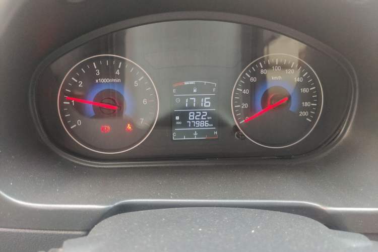 Used Dongfeng Fengon 370 2016 1.5L Manual Elite Home Edition 7-Seater