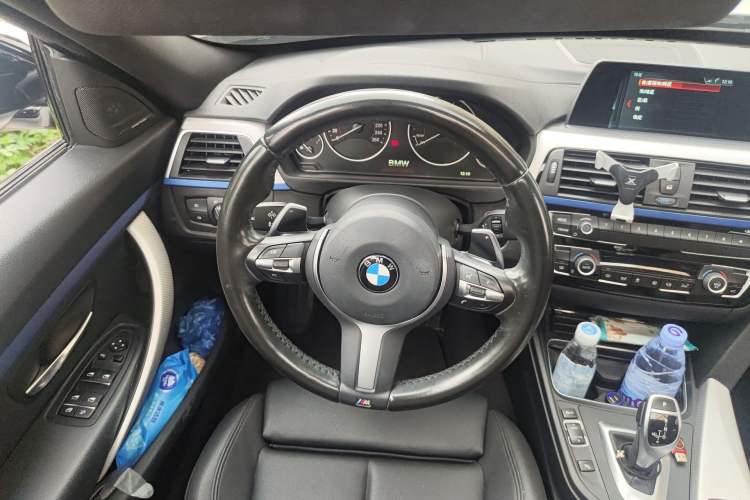 Used BMW 3 Series GT 2018 320i M Sport Edition Steering Wheel