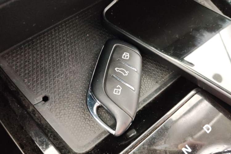 Used MG 4 EV 2022 520 km Flagship Edition Vehicle Key