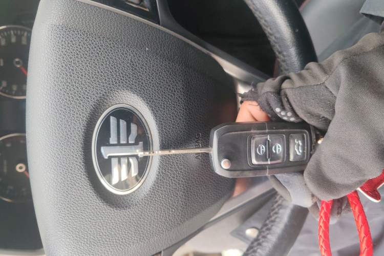 Used FAW Senya R7 2017 1.6L Manual Comfort Model
