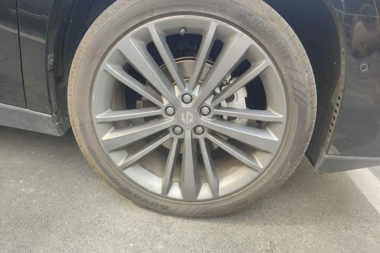 Used Leapmotor C16 2024 Range-Extended 200 Luxury Edition Right Front Wheel Hub