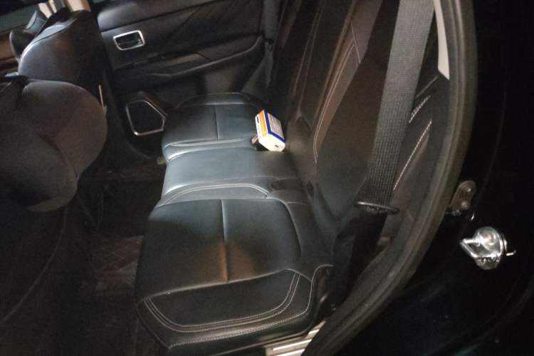 Used Mitsubishi Outlander 2020 2.0L Two-Wheel Drive Enjoyment Version 5 Seats