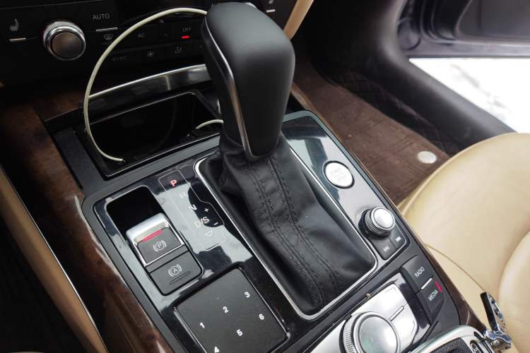 Used Audi A6L 2012 30 FSI Comfort Model