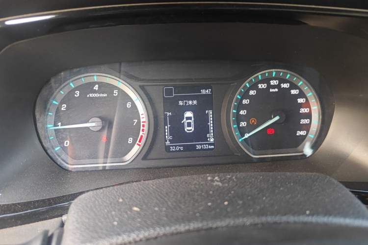 Used CHANGAN OSHAN X7 PLUS 2022 1.5T Manual Luxury Version
