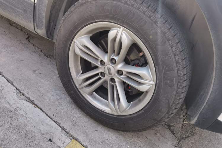 Used Qoros 5 2018 Revised Version 1.6T Automatic Leading Edition