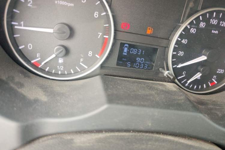 Used JAC Refine M3 2019 Creator Edition 1.8L Luxury Model Odometer Close Up