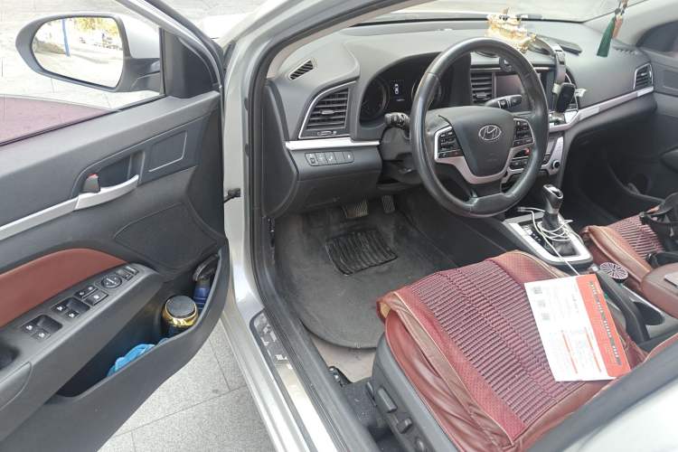 Used Hyundai Elantra (6th Generation / Lingdong) 2016 1.6L Automatic ZhiXuan · Luxury Version
