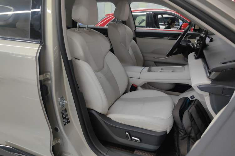 Used Haval H6 2024 2.0T Two-Wheel Drive Max