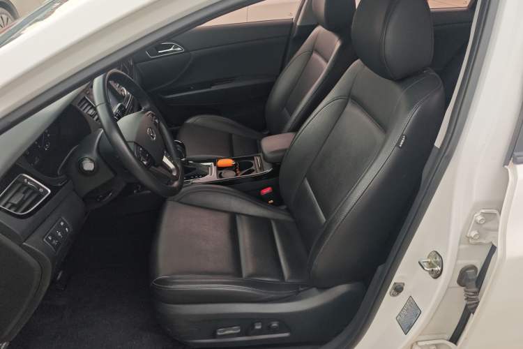 Used Hyundai Mistra 2014 1.8L Automatic Deluxe DLX Model Left Front Seat