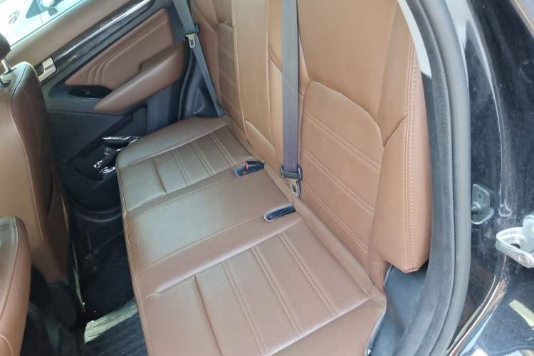 Used BAIC Weiwang S50 2016 1.5T Manual Joyful Luxury Edition Left Rear Seat