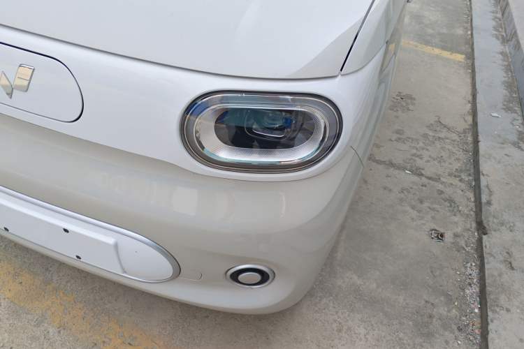 Used Wuling Hongguang MINIEV 2024 3rd Generation 215km Youth Edition Left Front Headlight
