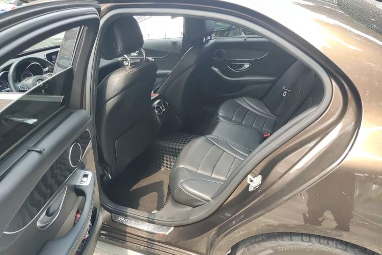 Used Mercedes-Benz C-Class 2015 C 200 L Sport Edition Left Rear Seat