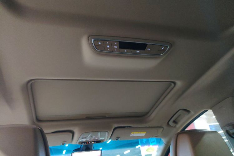 Used Buick GL8 2020 ES Land Cruiser 653T Luxury Edition
