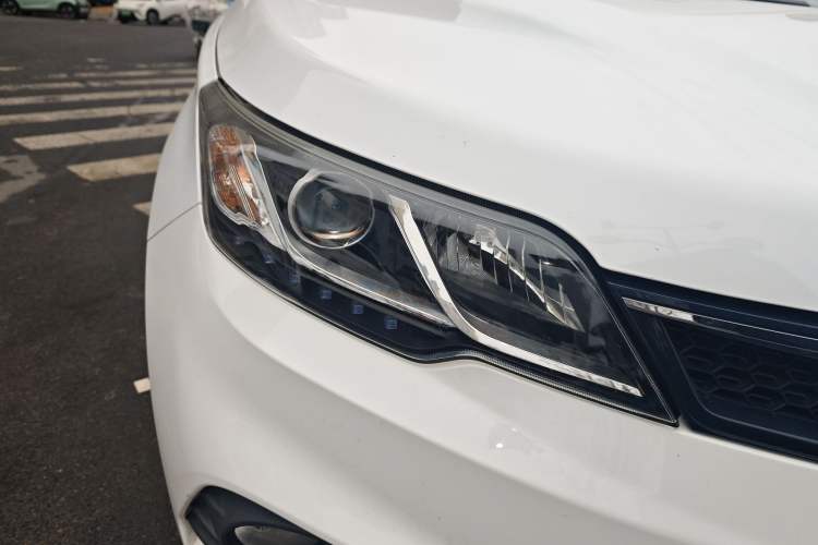 Used Soueast DX3 2016 1.5L Manual Luxury Edition