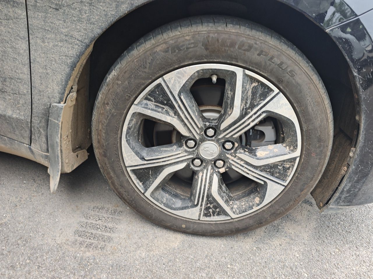Hongqi E-QM5 2023 Revised Version Basic Travel Edition — снимка 8