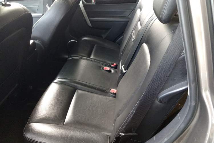 Used Chevrolet Captiva 2015 2.4L 4x4 Flagship Edition 7-Seater Left Rear Seat