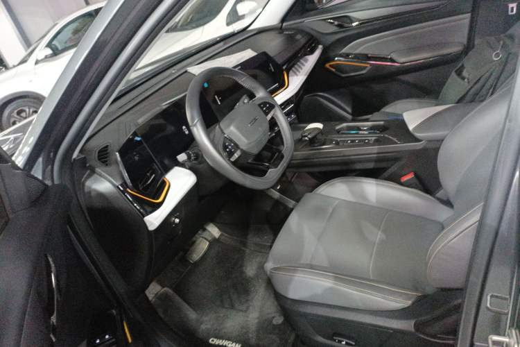 Used Oshan X5 PLUS 2023 1.5T DCT Excellence Edition
