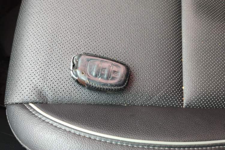 Used Hyundai ix25 2015 1.6L Automatic Two-Wheel Drive Smart GLS Trim