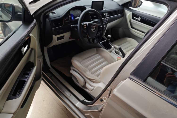 Used FORTHING Joyear S50 2017 1.5L Manual Luxury Model