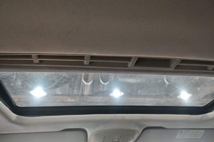 Used Mercedes-Benz M-Class AMG 2011 AMG ML 63 Headliner