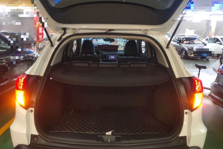 Used Honda Vezel 2020 1.5L CVT Pioneer Edition
