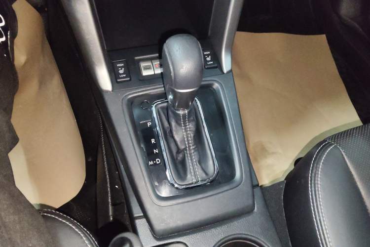 Used Subaru Forester 2015 2.0i Special Edition Commemorative Model
